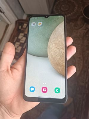 Samsung A12 ideal Santayanada ayibi yoq