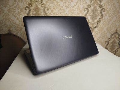 Надёжный Ноутбук Asus Laptop 15, Intel N4020 4/256Gb SSD как новый