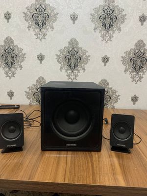 MicroLab M-800 sotiladi holati yaxshi