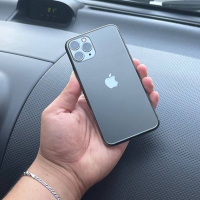 Iphone 11 pro , bez feys ,64 gb srochno