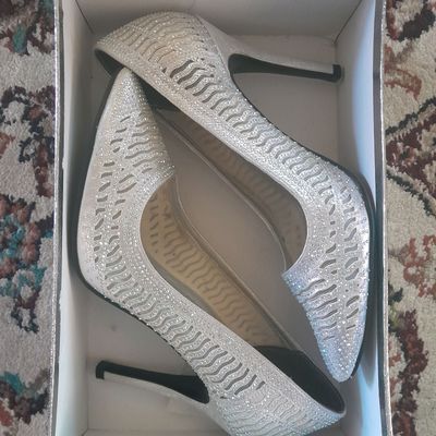 Tufli razmer 36