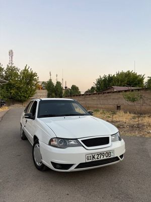 Neksiya2 dons 1.6 super sotiladi 2015 yil