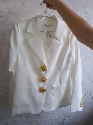 Oq kostyum