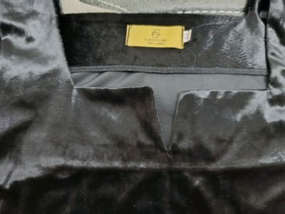 Продам красивую платье. б/у