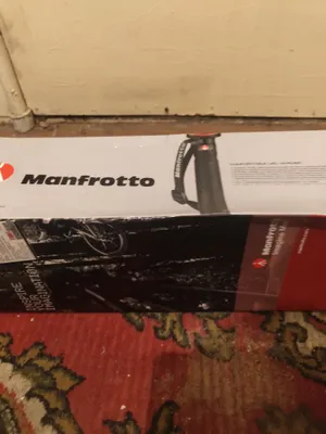 Продам монопод manfrotto в хорошем состоянии