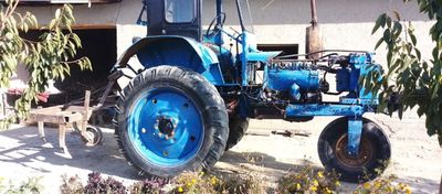 Traktor MTZ 28 sotiladi 18 mln 30 mln tlyachka bilan