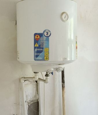 Ariston sotiladi 50ltrlik
