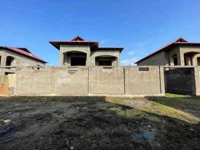 Дурмень два участка близнецы по 4 сотки каждый