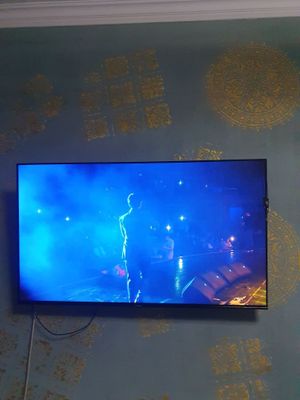 3 televizor sotiladi