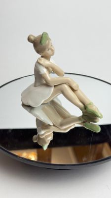 фарфоровая статуэтка балерина фигурка