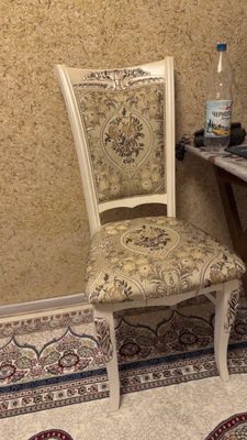 Стол и стулья 10 персон