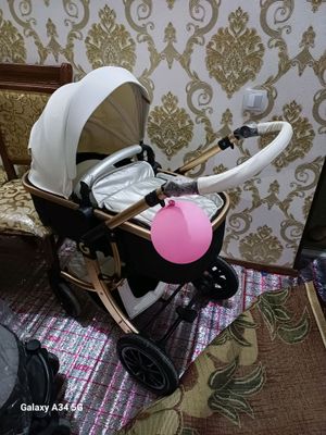 Коляска сотилади