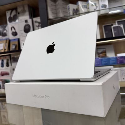 Macbook Pro 14" M1 Pro 16/512 Silver RU/A