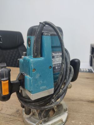 Ручной фрезер Makita 3612c