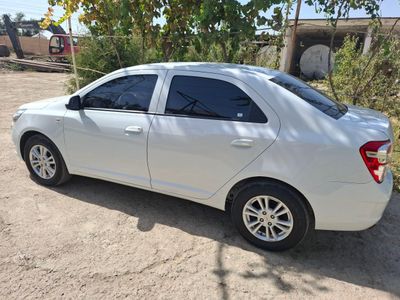 Chevrolet Cobalt 2023 moshina sotiladi