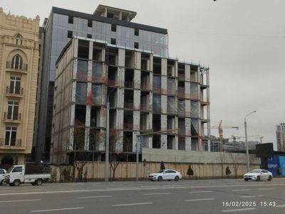 Продаётся офис в Яккасарайском районе города Ташкент.Площадь 95 кв/м