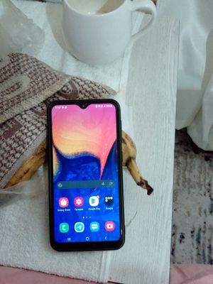 Samsung galaxy A 10 3*32