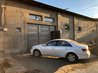 Продается двухэтажный дом в махалле Амира Темура