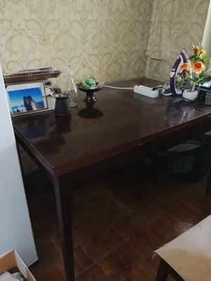 Срочно! Стол обеденный и стульяья
