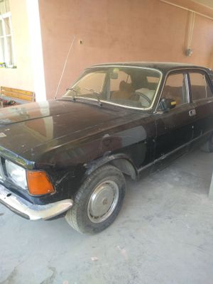 Sotiladi Volga 2410