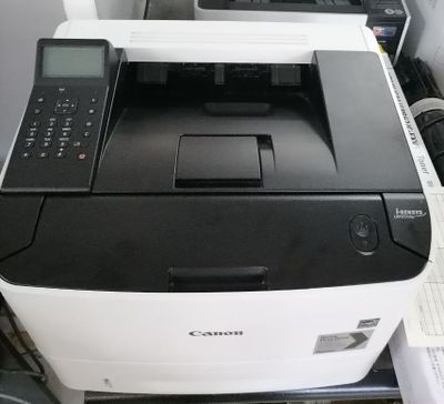 Canon printer oq qora orqa oldi chiqaradi qulayliklarga juda boy