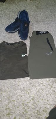 Продаётся отличный комплект Nike