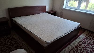 Продаётся спальный гарнитур
