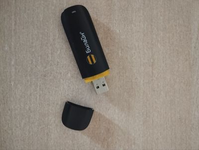 USB modem Билайн (Beeline) 3G почти ишлатилмаган