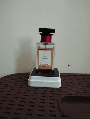 GIVENCHY Rose Ardente