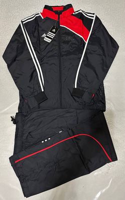 Sport kostyumlari