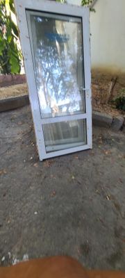 Akfa eshik romlar olamiz yaxshi narxlarda olamiz 24/7