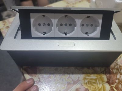 Пррдаеться напольная рездки 2 шт