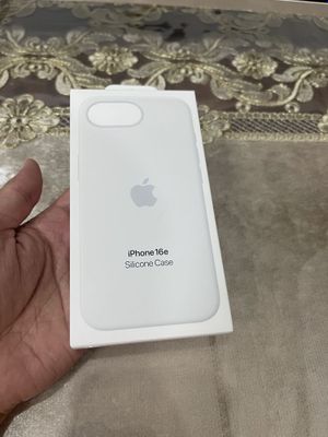 Оригинал Silicone Case iPhone 16E