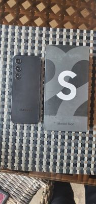 Samsung S22 Knopichniy variant