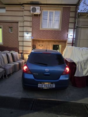 Nissan Tida 2008