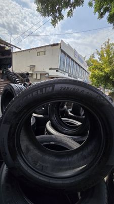 285/50/R20 Michelin