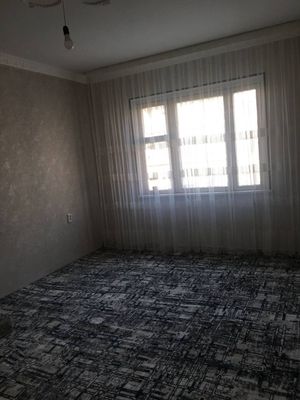 Фрунза массив Касуомда 1 хона янги план квартира сотилади.