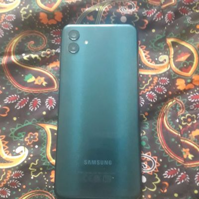 Samsung A 04 telefon nome 978981114