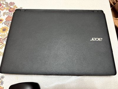 Ноутбук Acer почти новое