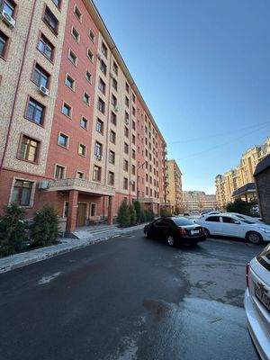 Яккасарой район Новостройка 1/7/8 С ремонтом и обстановкой