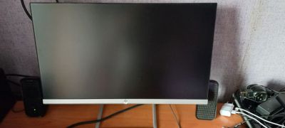 компьютерный монитор в рабочем состоянии,  ,,,,,,,