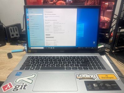 Aser 12th gen i3 - 1215u