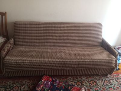 Продается диван.