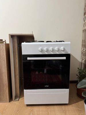 Продаю газовую плиту Artel Optima G