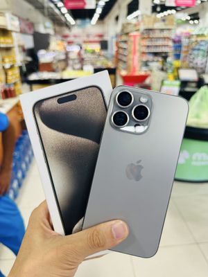 Iphone 15 pro max. 256 gb. 96%