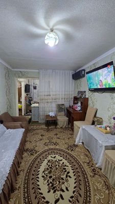 продам чиланзар Е кв. двух комнатная