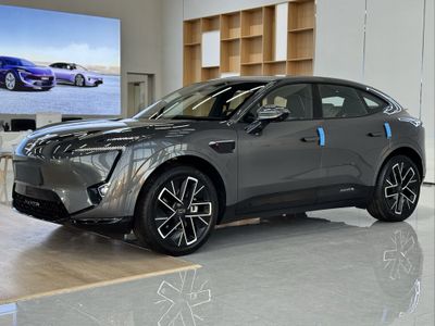 Avatr 11 Full 760 km 2025 Nalichida
