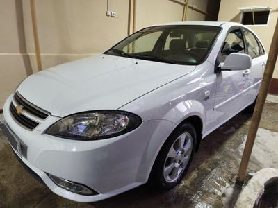 Продаётся Lacetti AT 3 позиция с малым пробегом