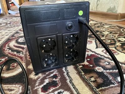 Источик без перебойного питания UPS KS1000