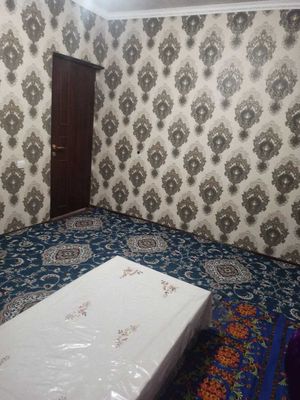 Сотилади 2 хона 3 этаж Спутникдан